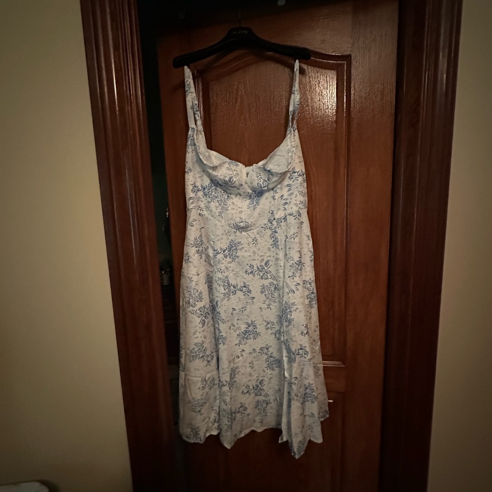THE PINK ONE Bustier Summer Dress - Picture 7 of 8